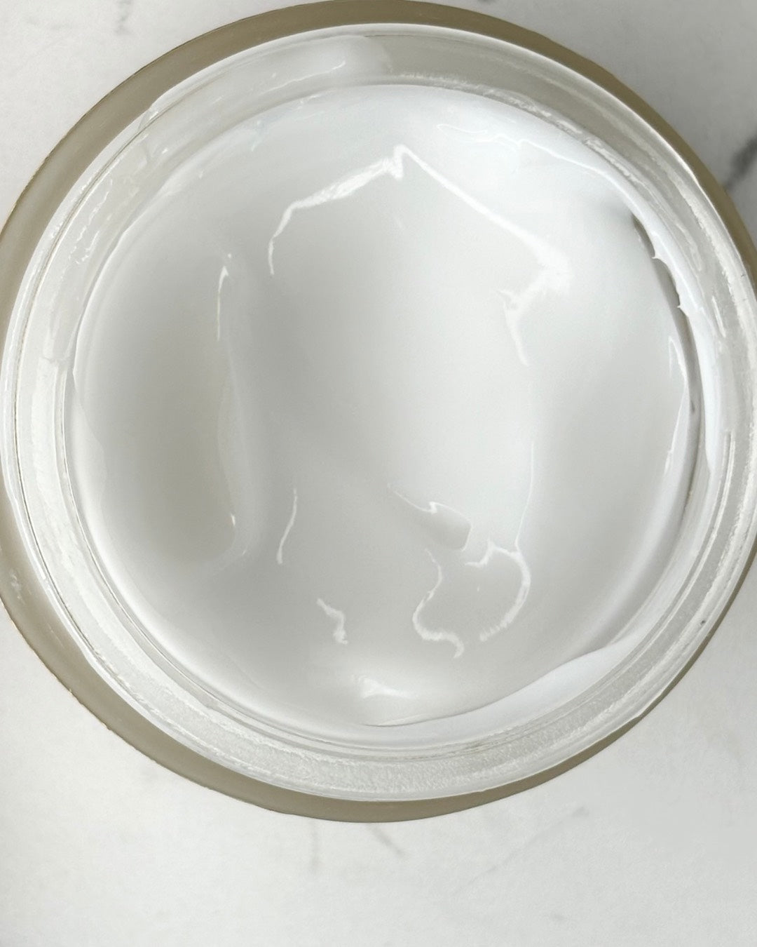 Crème Correctrice Anti-Taches à l'Oliban Royal – Olibrigh® (50 ml)